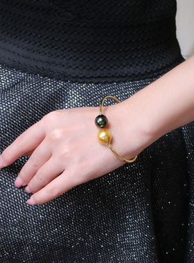 挚彩 双珠设计黑珍珠金珍珠混搭手链925银开口正圆强光珍珠手镯女