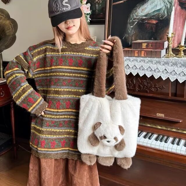 2026 Cute and Versatile Casual Plush Panda Handbag