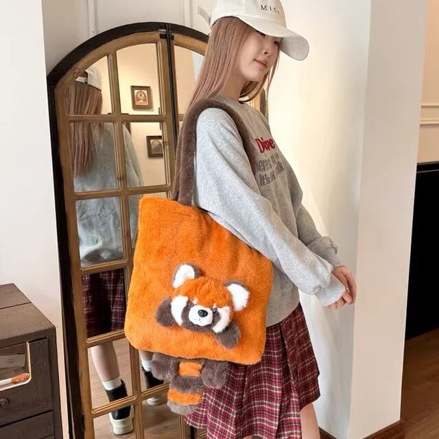 2026 Cute and Versatile Casual Plush Panda Handbag