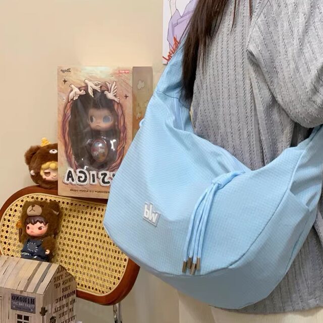 Korean style lazy style large capacity lightweight cross body dumpling bag
