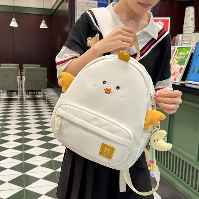Japanese cute cartoon bag chick backpack girl children primary school bag small fresh travel small back