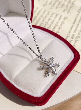 ins潮网红同款可旋转锆石雪花钛钢项链小众高级设计感轻奢锁骨链