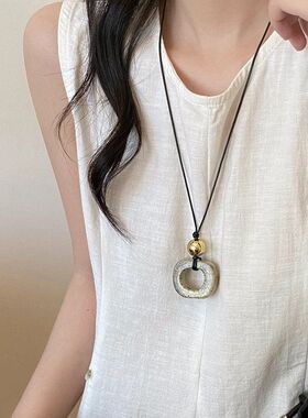 秋冬仿骆驼骨吊坠项链女ins小众设计感长款毛衣链独特百搭配饰品