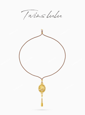 TWINSLULU龙飞凤舞椭圆吊牌项链