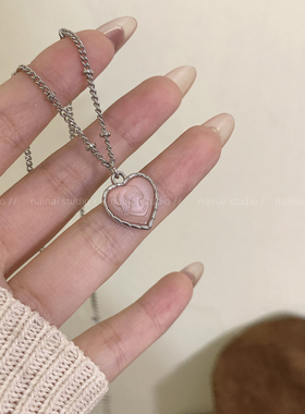 粉色爱心项链~甜美少女心温柔锁骨链2025新款小众设计高级感颈链A