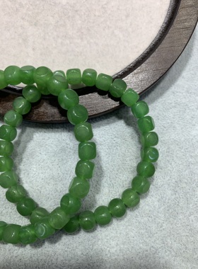 碧玉六方糖手串单圈直切菠菜绿药片桶珠手链