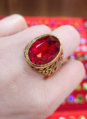 新款男士戒指红绿蓝宝石戒指仿钻石切面男款老板戒黄铜托镀18K