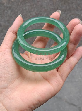 50-62晴水绿美人条手镯圆条镯子