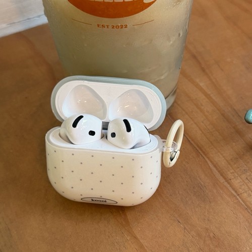 适用ins撞色波点翅膀星星挂坠AirPods4保护套AirPodsPro苹果耳机套airpods2无线蓝牙3代airpodspor壳新三代 - 图2