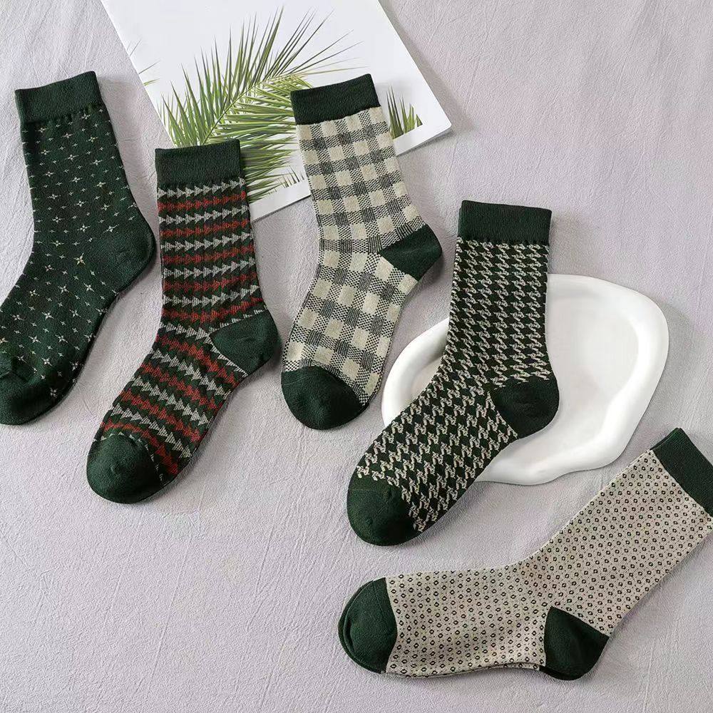 红袜子女中筒秋冬款纯棉女袜彩色百搭潮袜女士袜子,淘宝优惠券,粉丝福利购,淘宝优惠卷