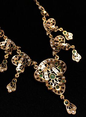 18K金祖母绿纯手工打造珍珠项链