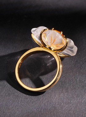 V姐推荐天然白水晶黄水晶山茶花花朵戒指黄金色设计款