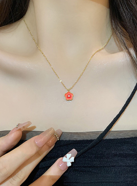 南瓜先生粉色花朵钛钢项链