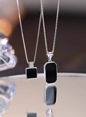 黑色方牌项链女款轻奢小众高级感