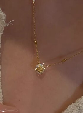爆闪小方糖黄钻项链女2026新爆款