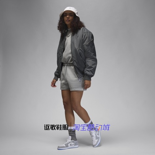 Jordan 1 Low女子新款复古透气轻便耐磨篮球风运动板鞋DC0774-105 - 图3