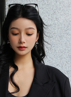 ICEYLAND蝴蝶结耳环金银极简女生