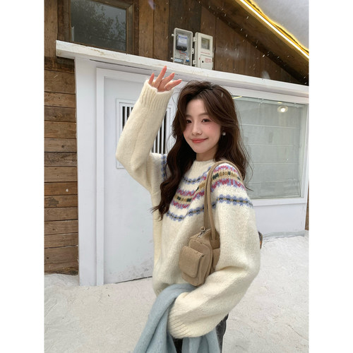 Even一雯【圣诞胶片】韩系高智感复古温柔圣诞氛围感圆领针织毛衣 - 图0