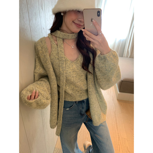 Even一雯【浮光森林】韩系高智秋冬含马海毛吊带毛衣外套开衫套装 - 图1