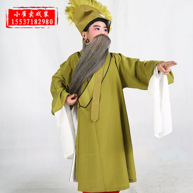 Excerpts of costumes for opera stage performances