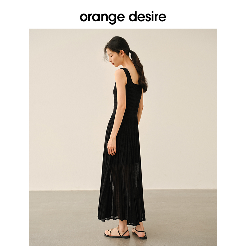 orange desire浪漫风琴曲背心式压褶连衣裙女2024春新款显瘦长裙 - 图3