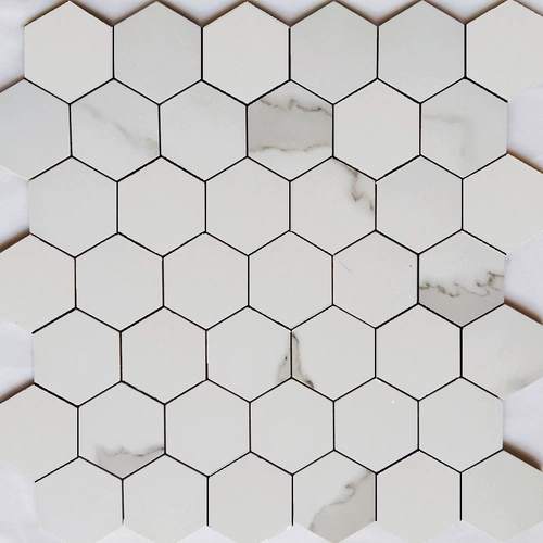 Самостоятельная северная шестиугональная кирпичная туалетная туалетная металлическая алмазная кухня мозаика белая мраморная мраморная плитка ванной комнаты