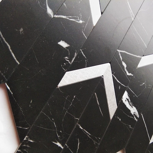 Самостоятельная северная шестиугональная кирпичная туалетная туалетная металлическая алмазная кухня мозаика белая мраморная мраморная плитка ванной комнаты