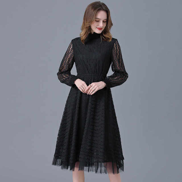 French high-end black long-sleeved turtleneck dress