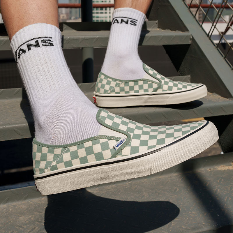  VANS帆布鞋
