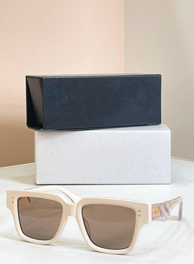 男女通用潮酷百搭遮阳墨镜