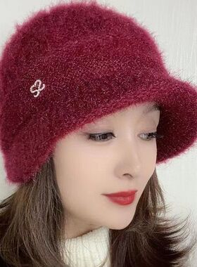 2025冬季女士新款松鼠帽檐保暖针织韩版帽子温暖百搭时尚优选戴法