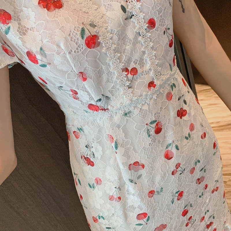 2020夏装樱桃印花白色蕾丝鱼尾裙子 紫嫣红藤连衣裙