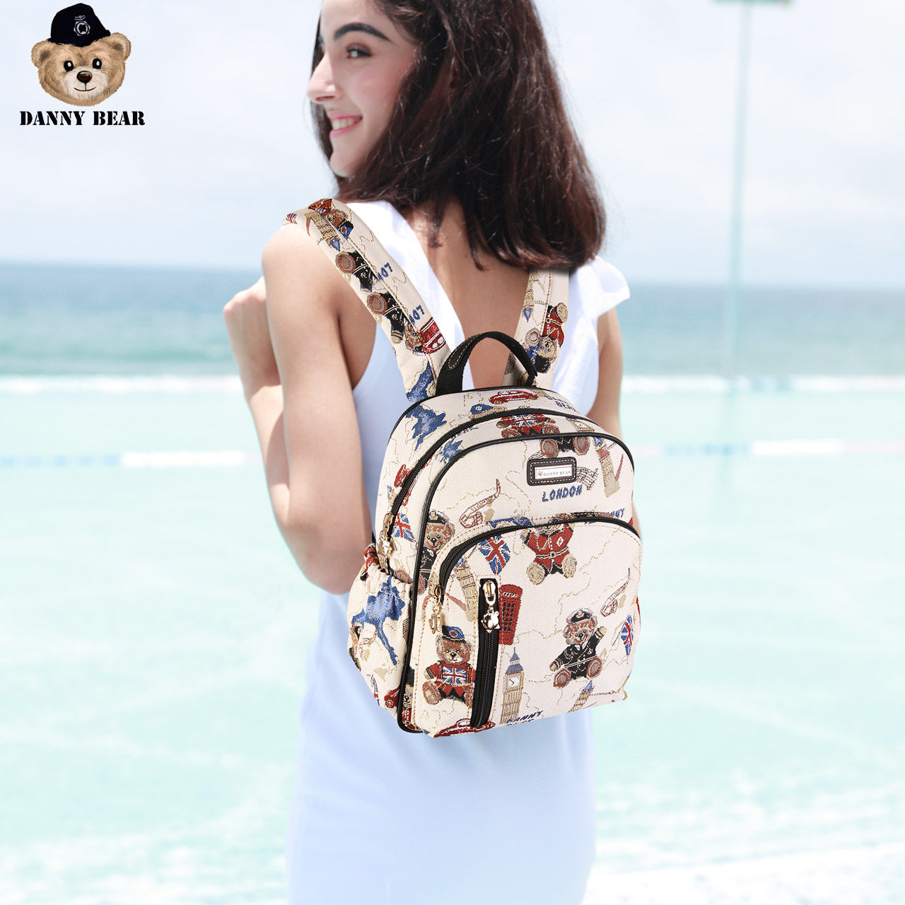  丹尼熊箱包双肩背包