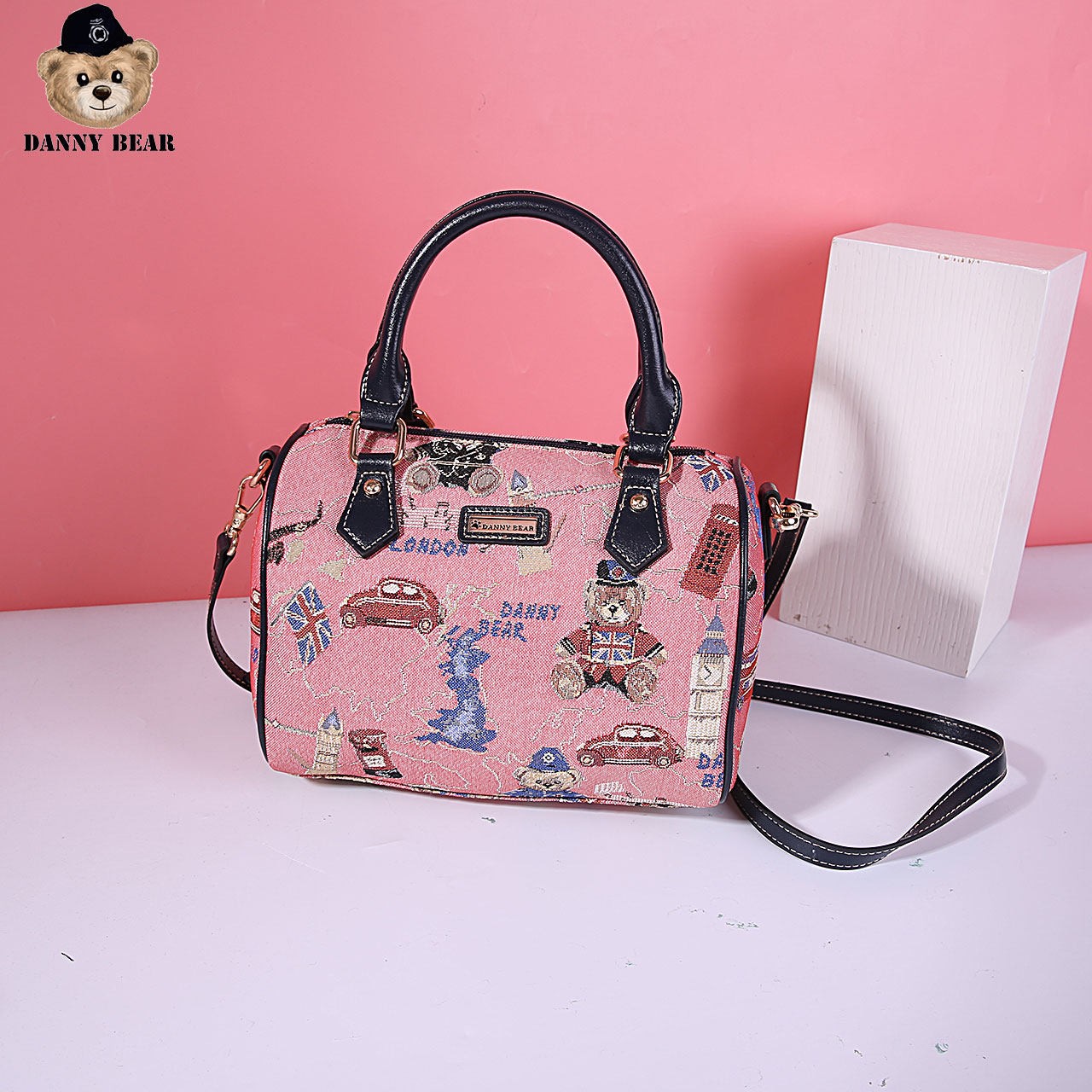  丹尼熊箱包女士包袋