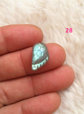 diy天然雕刻猫爪拉长石饰品吊坠