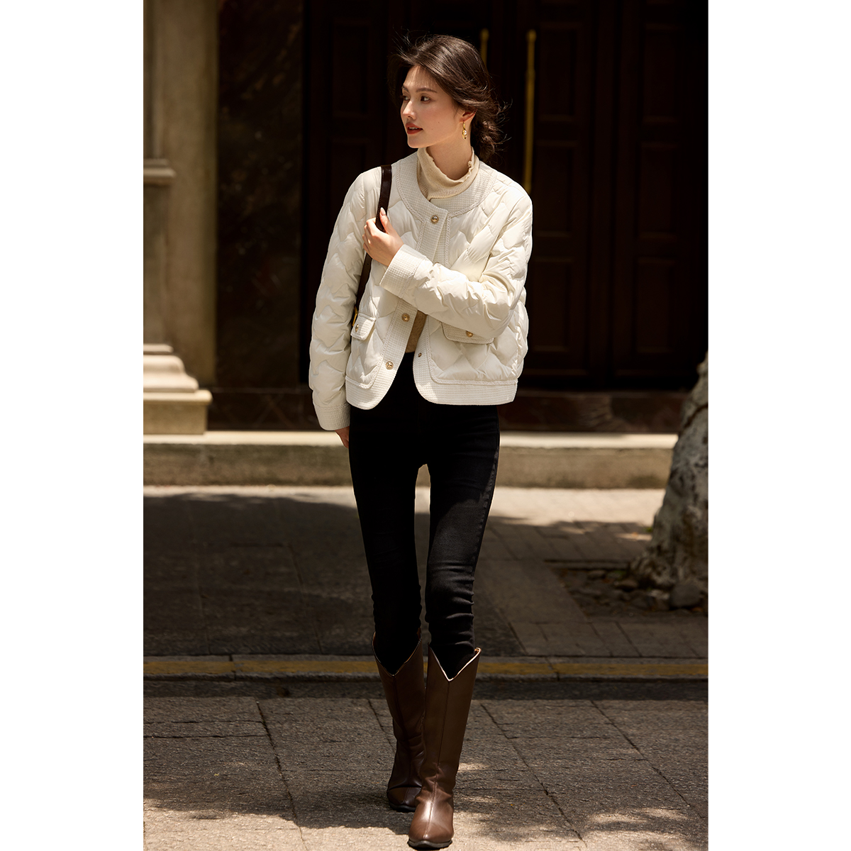 XWI欣未90白鸭绒小香风薄款羽绒服女2025冬季拼接设计感短款外套 - 图2
