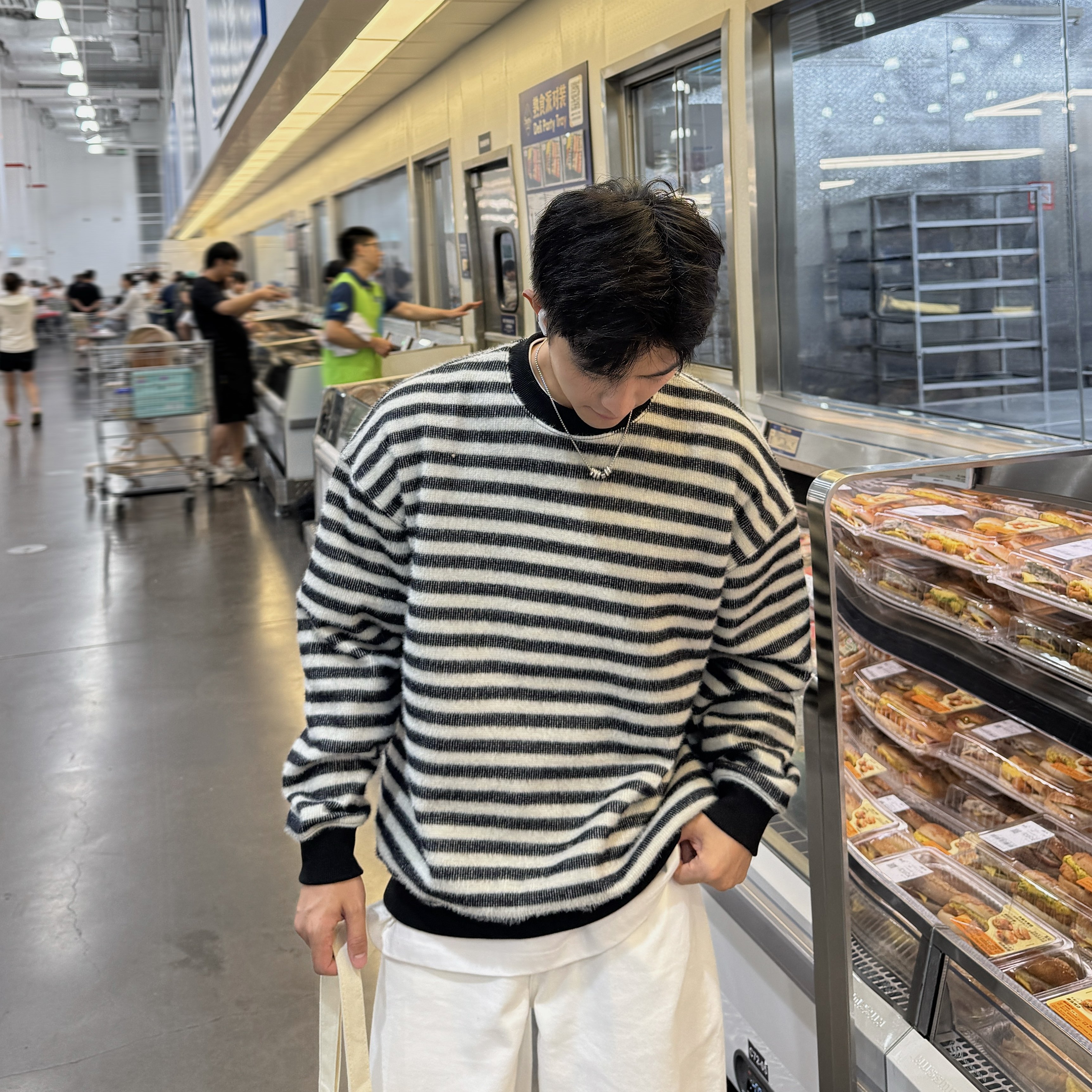 飞型记2025新款条纹圆领毛衣男秋冬宽松慵懒风休闲针织衫上衣外套,淘宝优惠券,粉丝福利购,淘宝优惠卷