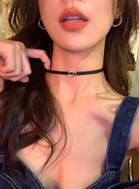 纯欲字母choker项链女款小众设计