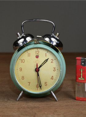 老闹钟上海老物件机械发条钟表