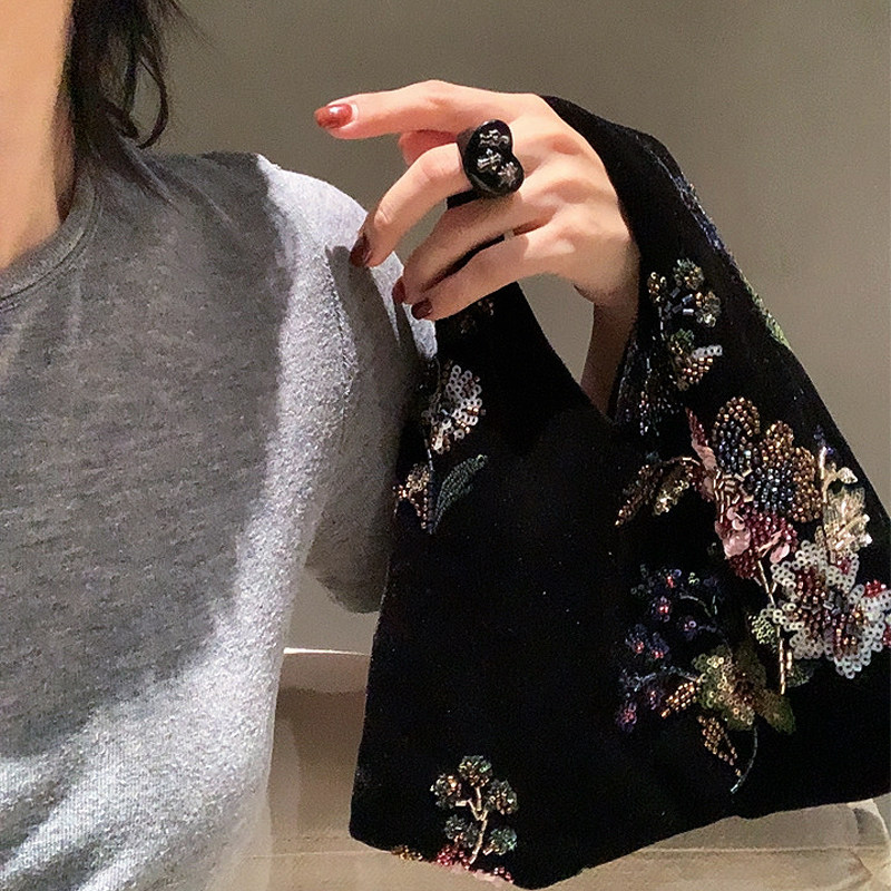 新中式亮片丝绒手提包女士2025年秋冬新款复古钉珠刺绣百搭手拎包,淘宝优惠券,粉丝福利购,淘宝优惠卷