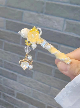 玫瑰花朵闪钻流苏发夹高级感刘海夹侧边夹鸭嘴夹韩系优雅百搭捏夹