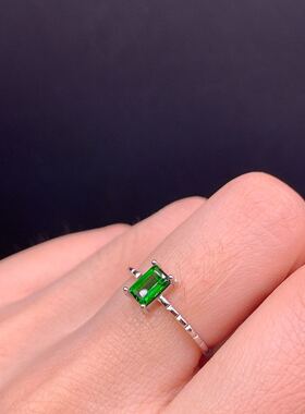 精工镶嵌天然透辉石戒指