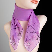 There are 90cm large sizes) Fashion foreign air sandscarf spring autumn style Mama silk scarf neck and neck decorative printed scarves 100 hitch