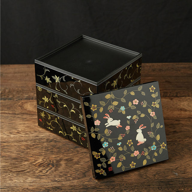Japanese imported Yamaaka lacquerware cherry rabbit candy box