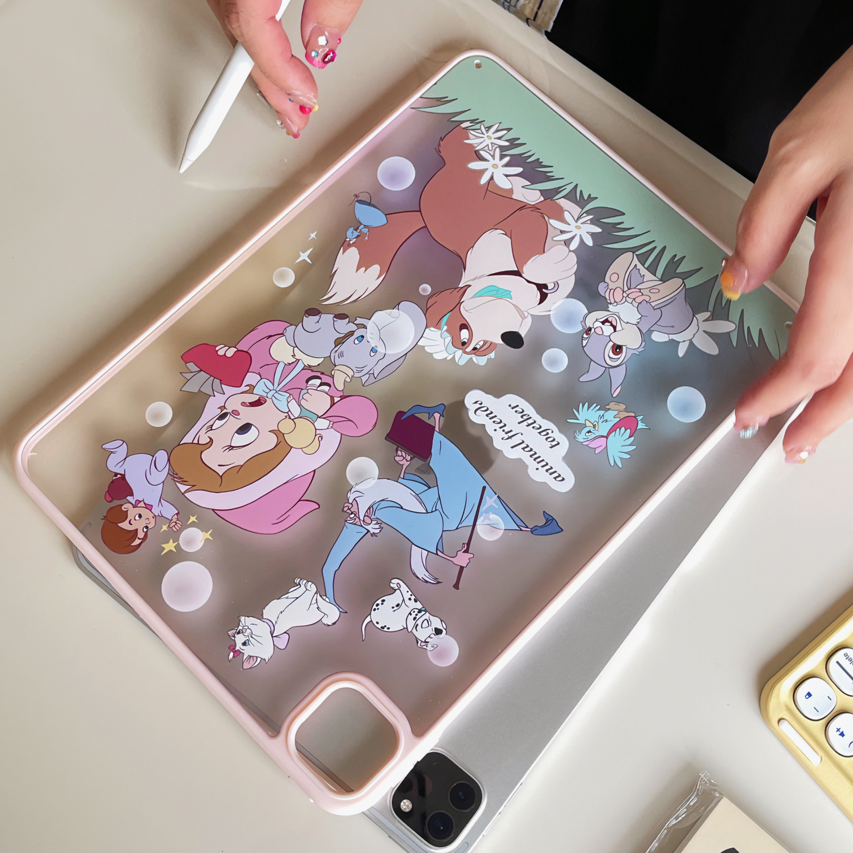 卡通超创意适用无盖ipad11保护壳10代亚克力air45全包mini67磁吸笔槽10.2寸平板13寸pro11/12.9透明9.7可爱,淘宝优惠券,粉丝福利购,淘宝优惠卷