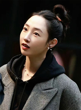 淡水珍珠满天星项链女2025新款高级轻奢小众颈链锁骨链生日礼物