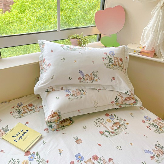 A pair of cotton pillowcases, soft and comfortable
