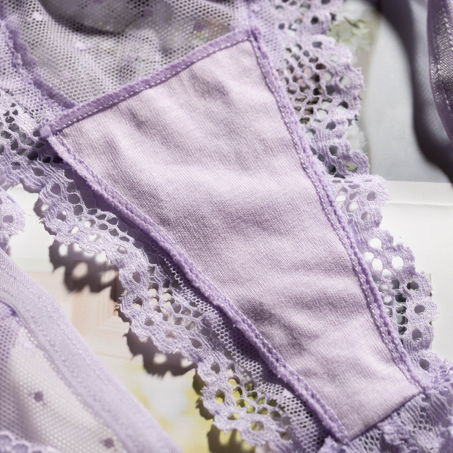 蕾丝丁字裤女欧美性感无痕内裤浅紫色火辣纯欲透明网纱运动健身T,淘宝优惠券,粉丝福利购,淘宝优惠卷
