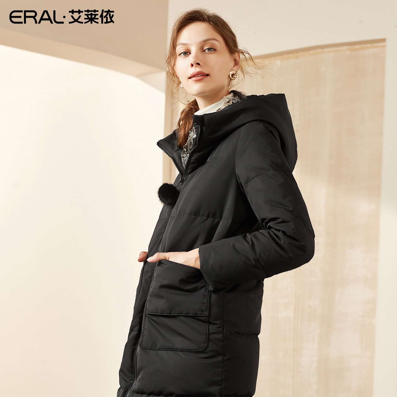 601801107 2019 艾莱依 秋冬新款时尚修身连帽羽绒服女中长款冬外套 601801107 2019 艾莱依 秋冬新款时尚修身连帽羽绒服女中长款冬外套
