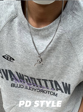PDSTYLE 国潮风镰刀斧头项链饰品男女生个性百搭钛钢毛衣链吊坠潮